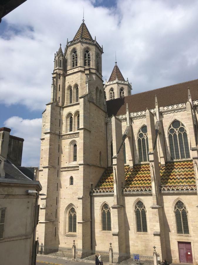 Appartements Atypiques Centre Historique Dijon Luaran gambar